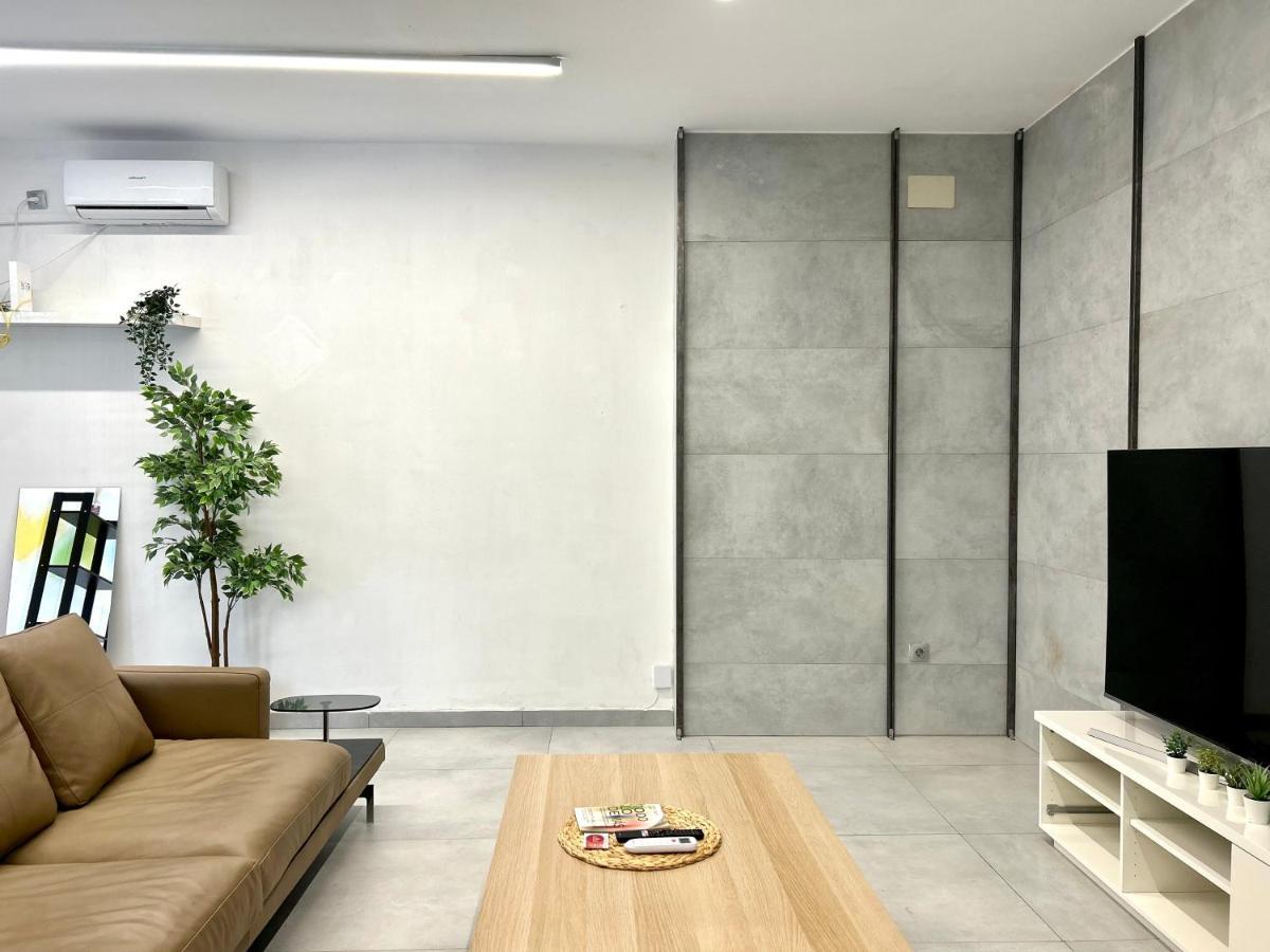 Ramon Lujan 91 Appartement *